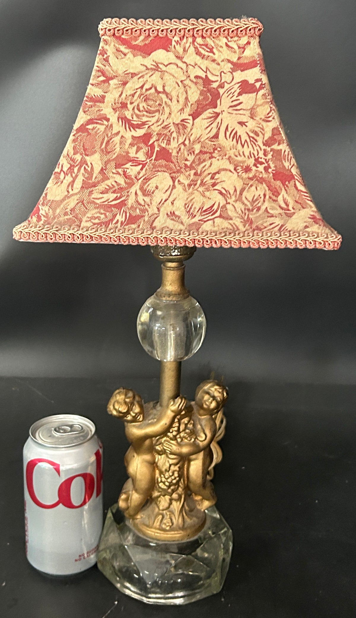 260729-2 Figural Spelter Boudoir Lamp
