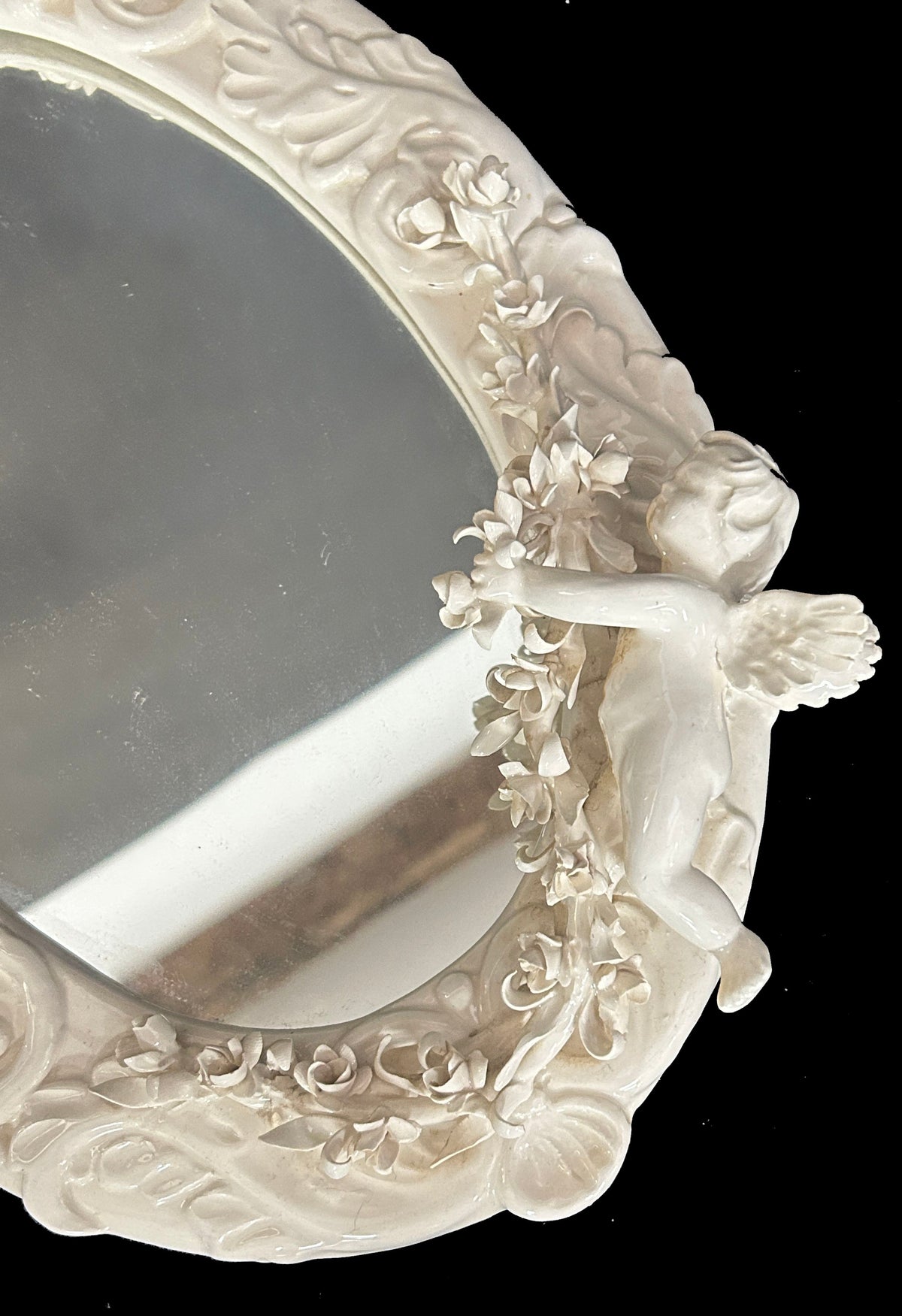 260729-3 White Capodimonte Style Mirror