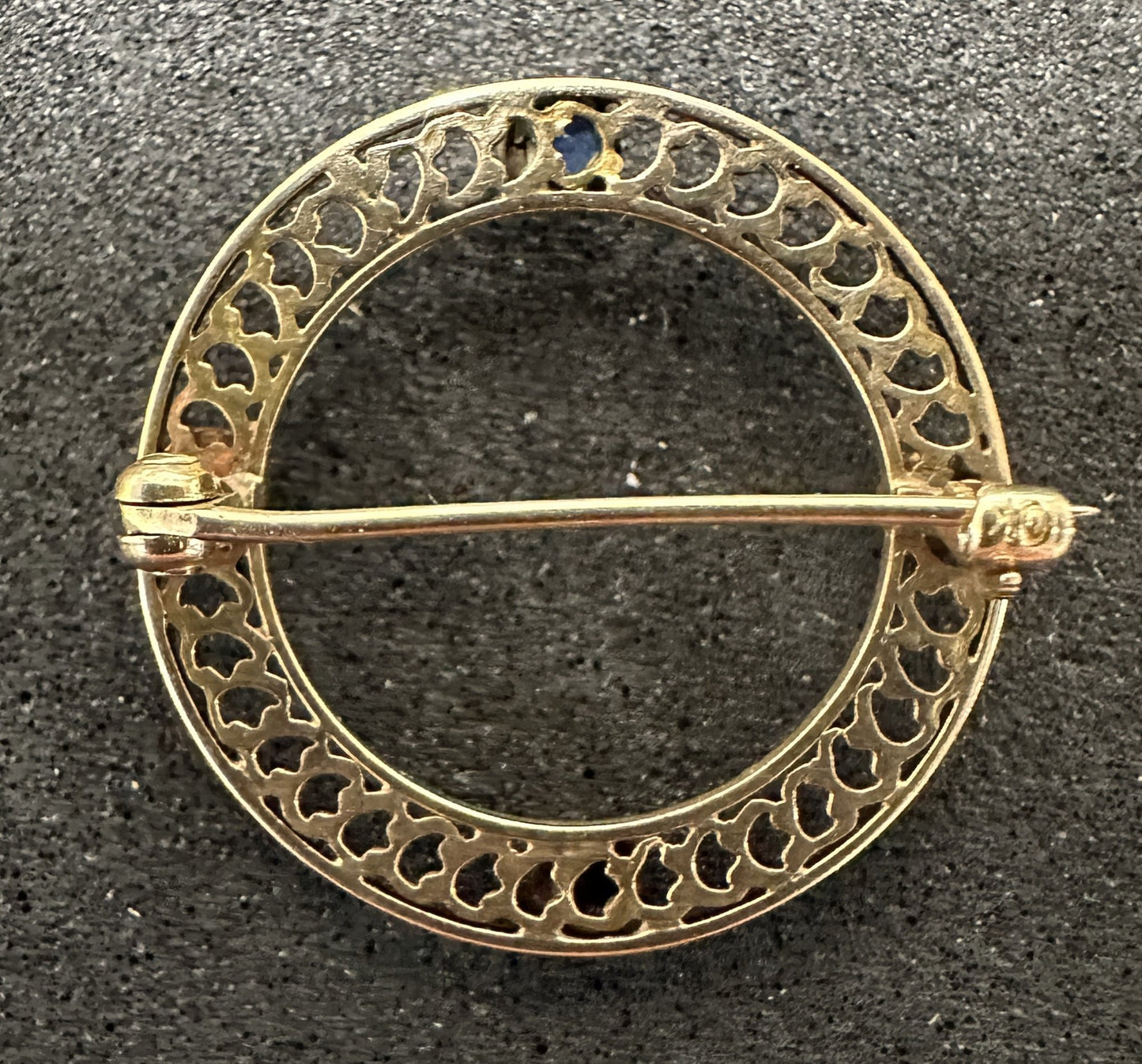 260708-2 10k Yellow Gold, Sapphire & Seed Pearl Brooch