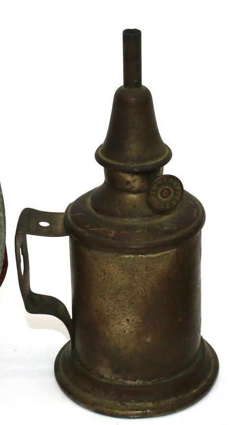 250219-16B Antique Pigeon Depose Fluid Lamp