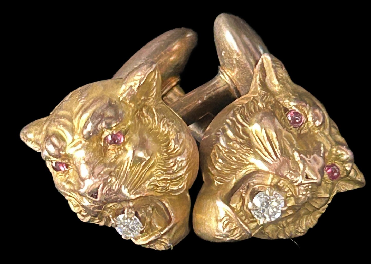 260715-1 14K YG Lion Cufflinks, Diamond & Ruby