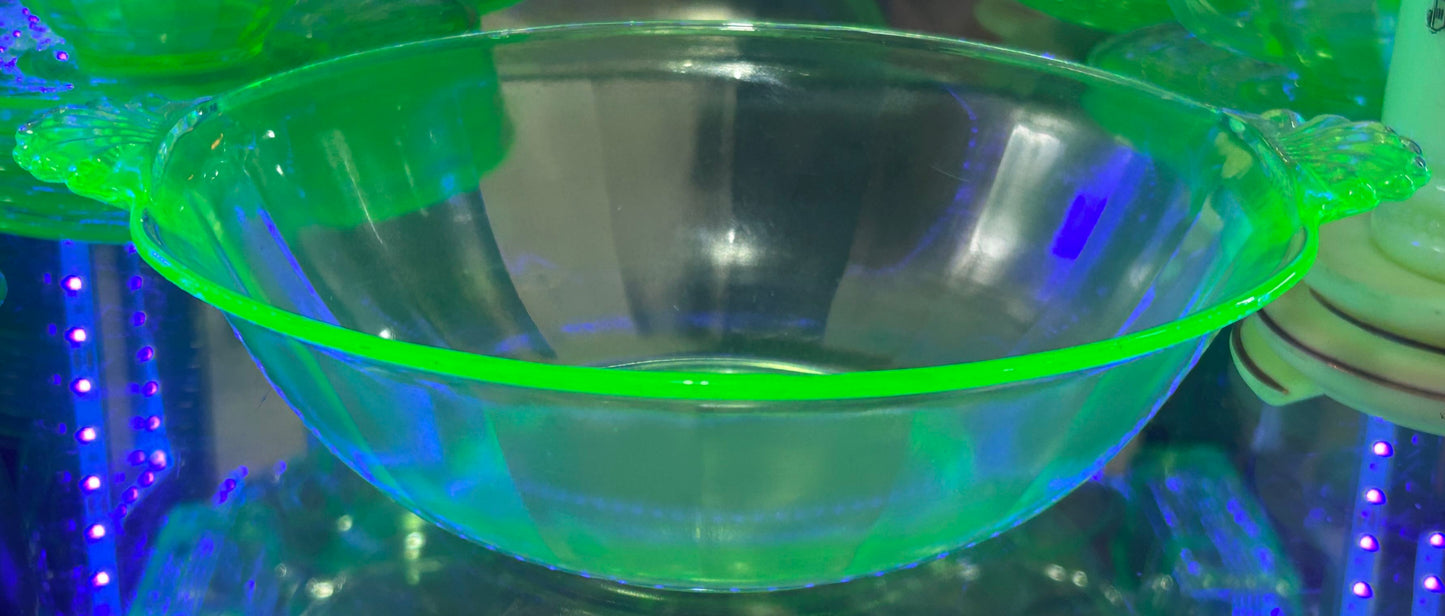 251101-10 Uranium Glass Art Deco Serving Bowl