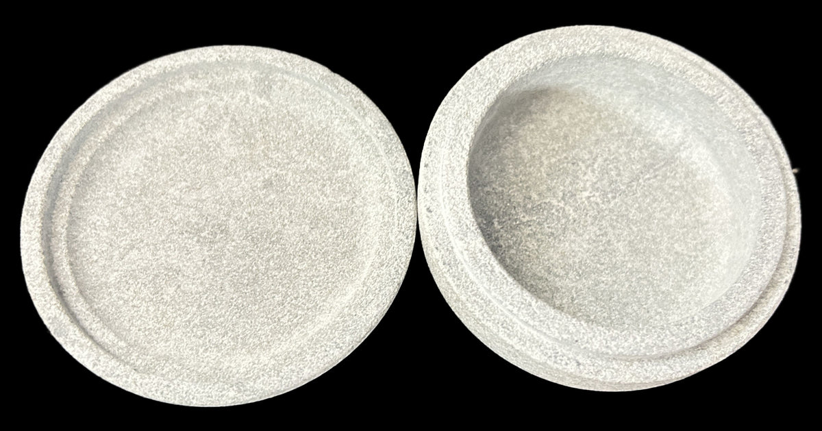 260729-13 Inuit Soapstone Trinket Box