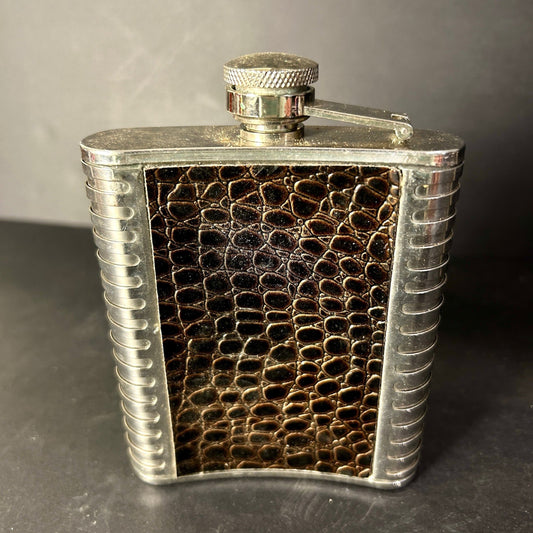 260109-4A 7oz Stainless & Leather Flask
